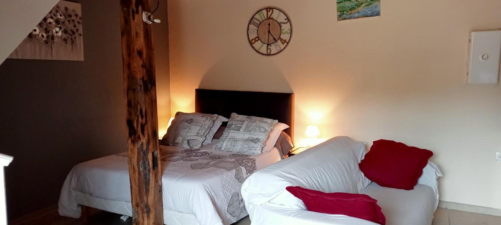 La Dame Blanche Bed and Breakfast Saint-Maurice-dʼIbie Eksteriør billede